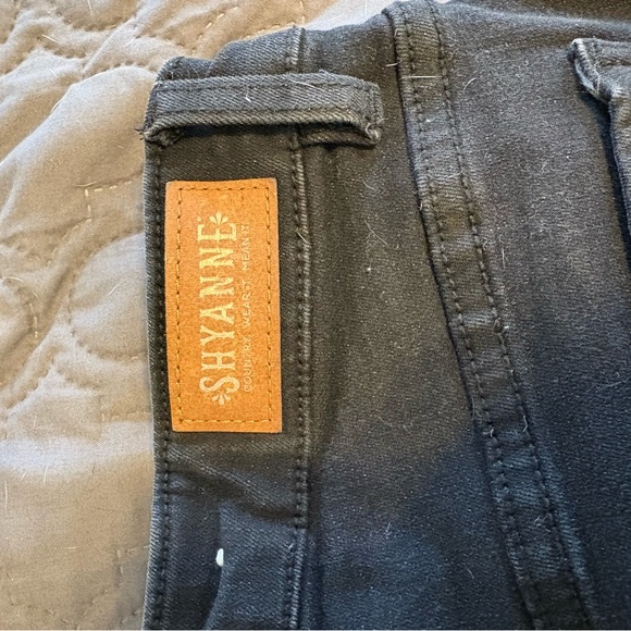 Women's Black Flared Jeans - Picture 8 of 10